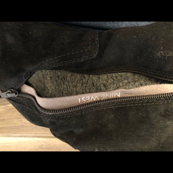 Nine West Black Suede knee high boots size 6. - Picture 2 of 7